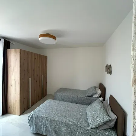 Homestay Mulberry Park *